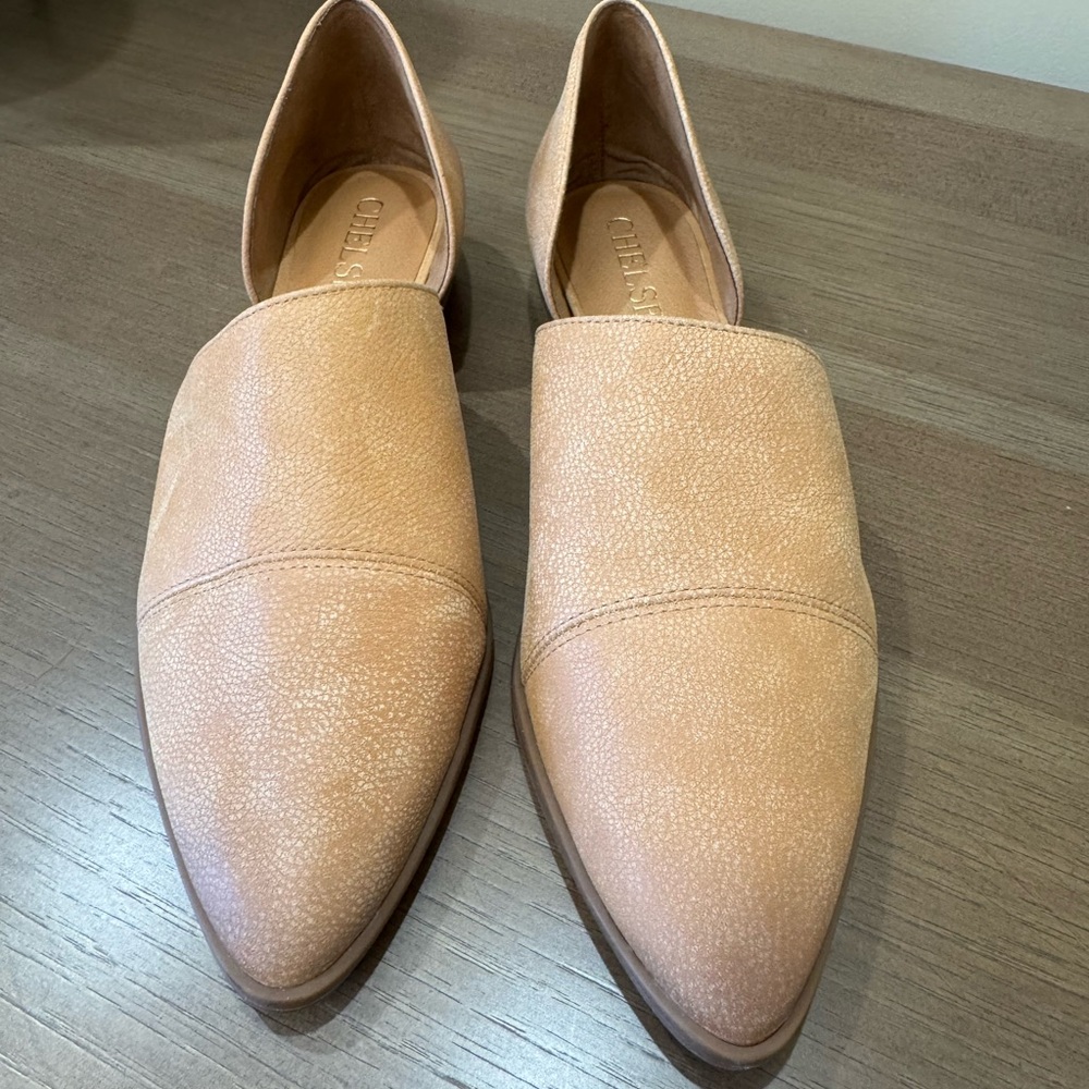 NEW Tan Leather Ladies Shoes